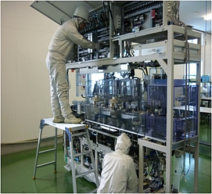 半導体製造装置組立(クリーンルーム)